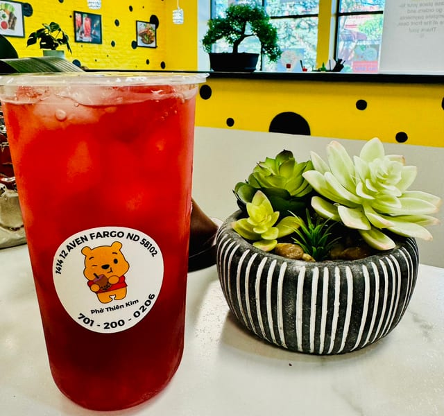 Trà Dâu Kumquat Tắc (Strawberry Kumquat Tea).