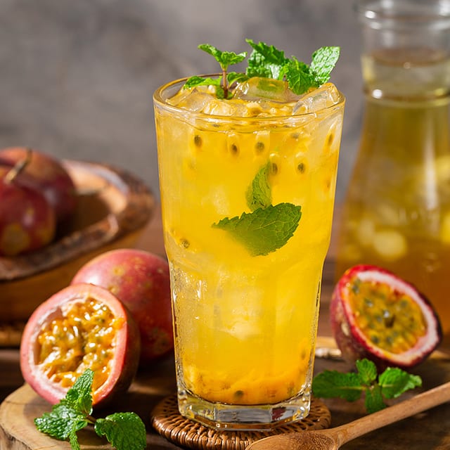 Trà Chanh Dây (Passion Fruit Tea).