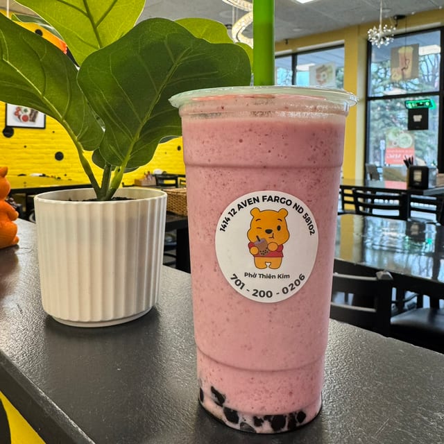 Sinh Tố Dâu Chuối (Strawberry Banana Smoothie).