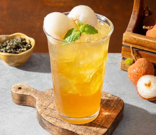 Trà Vải (Lychee Tea).