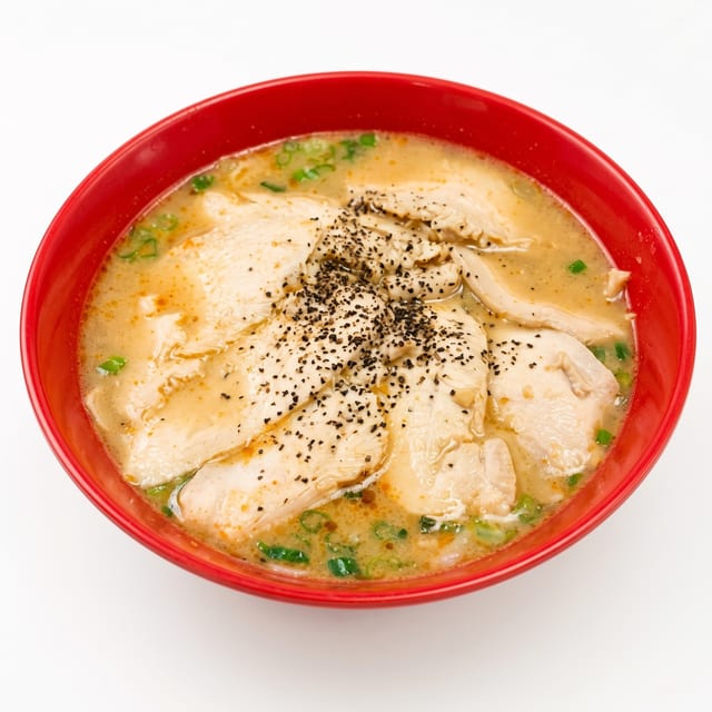 19C. Phở Sate Gà (Satay Chicken Noodle Soup).