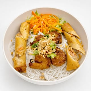 24. Bún Chả Giò Tôm (Vermicelli with Egg Rolls and Shrimp)