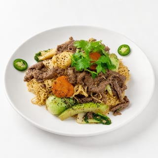 70. Mì Xào Bò (Beef Fried Noodle)